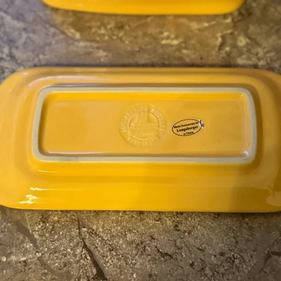 Longaberger Butternut Yellow Butter dish - Picture 2 of 3
